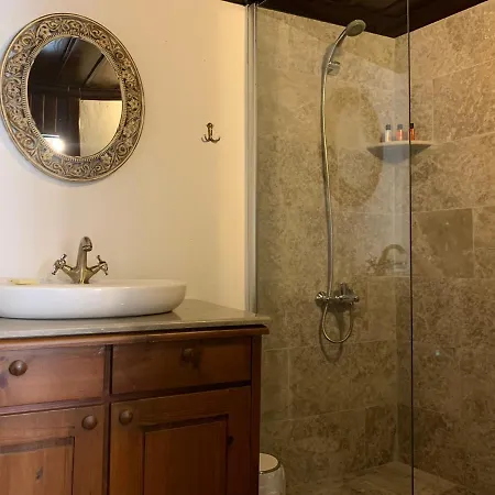 Sirince Bahce Hotel Проживание в семье Сельчук