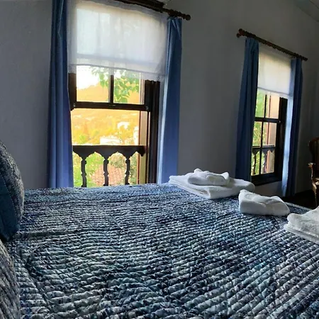 Sirince Bahce Hotel Проживание в семье *